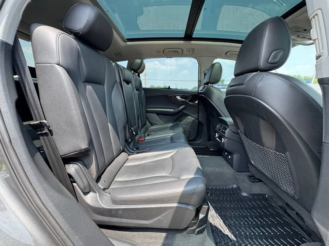 Used 2018 Audi Q7 3.0T Prestige AWD/4WD image 12