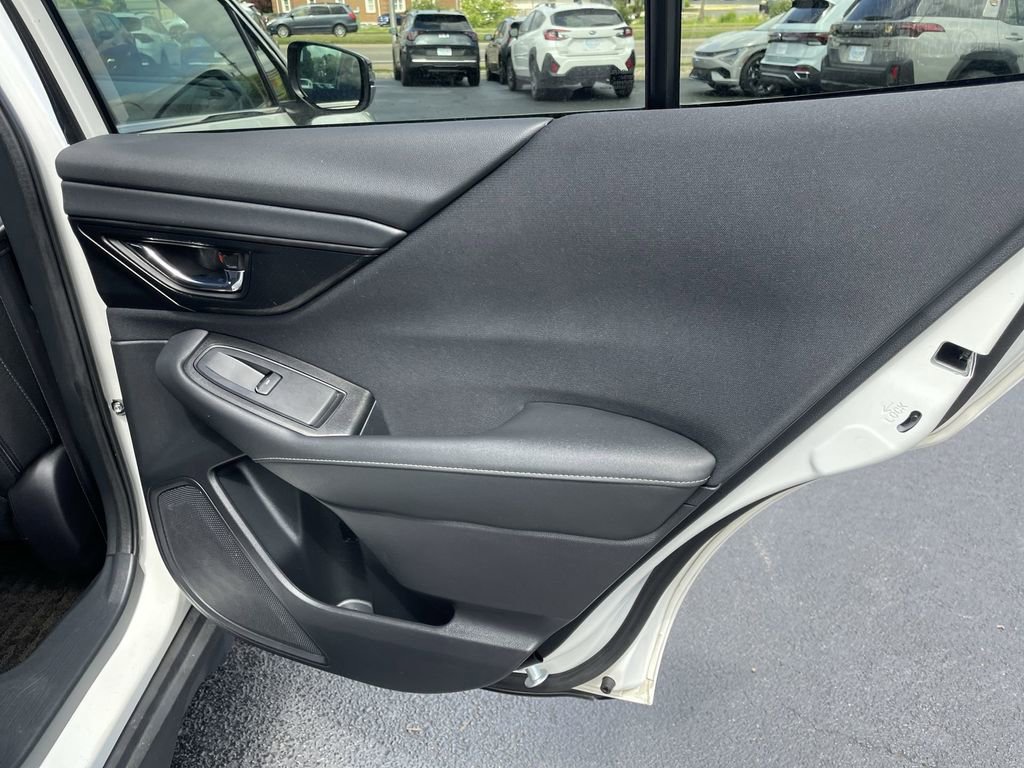 Used 2024 Subaru Outback Premium AWD/4WD image 24