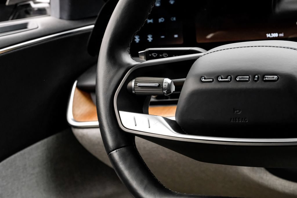 Used 2023 Lucid Air Touring AWD/4WD image 18