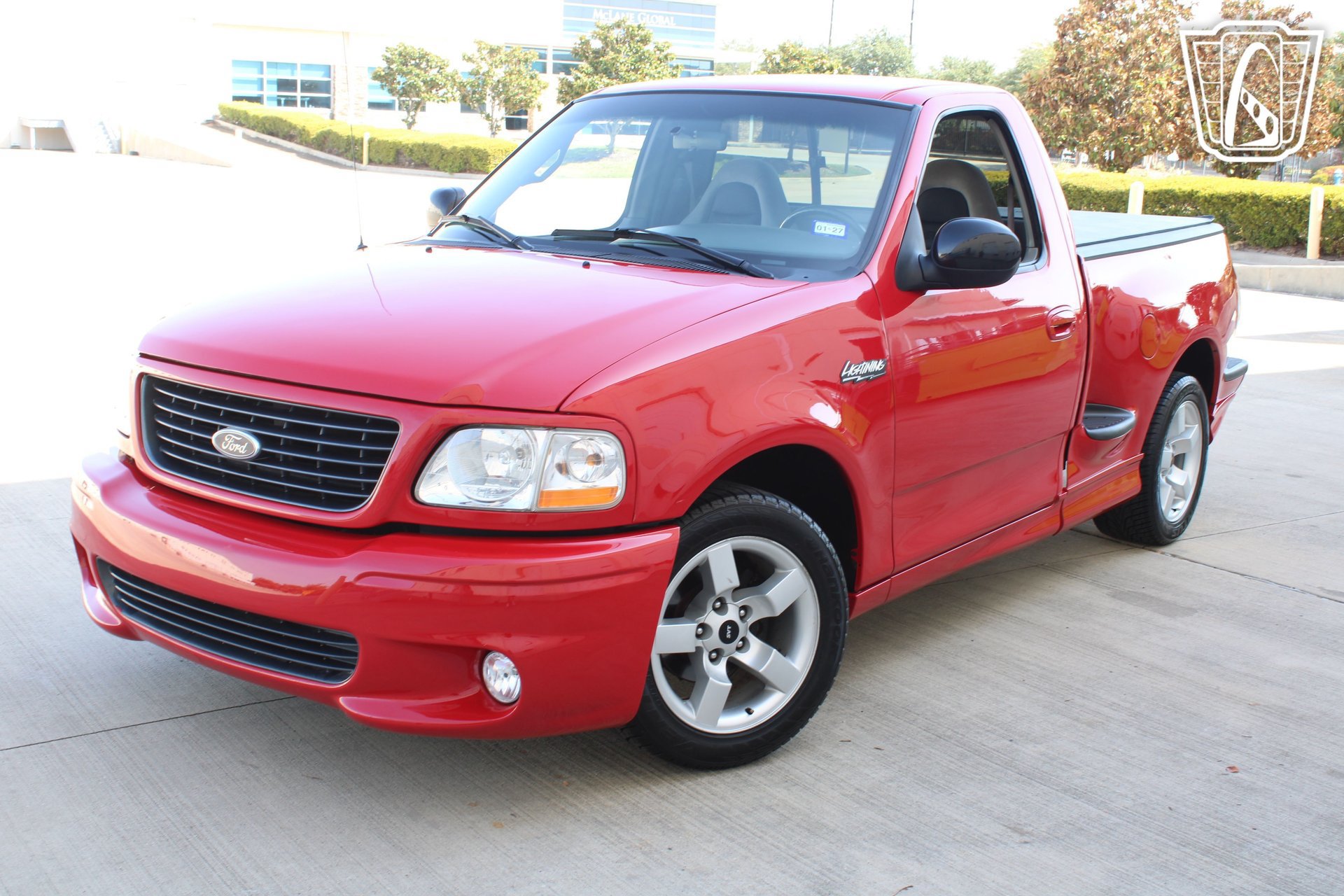 Used 2001 Ford F150 Lightning RWD image 13