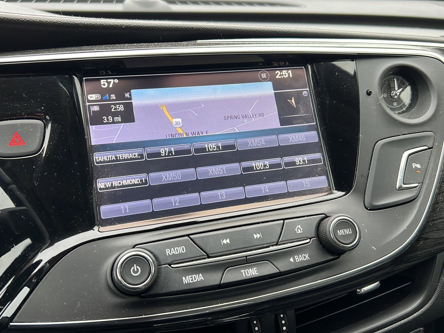 Used 2017 Buick Envision Essence AWD/4WD image 12