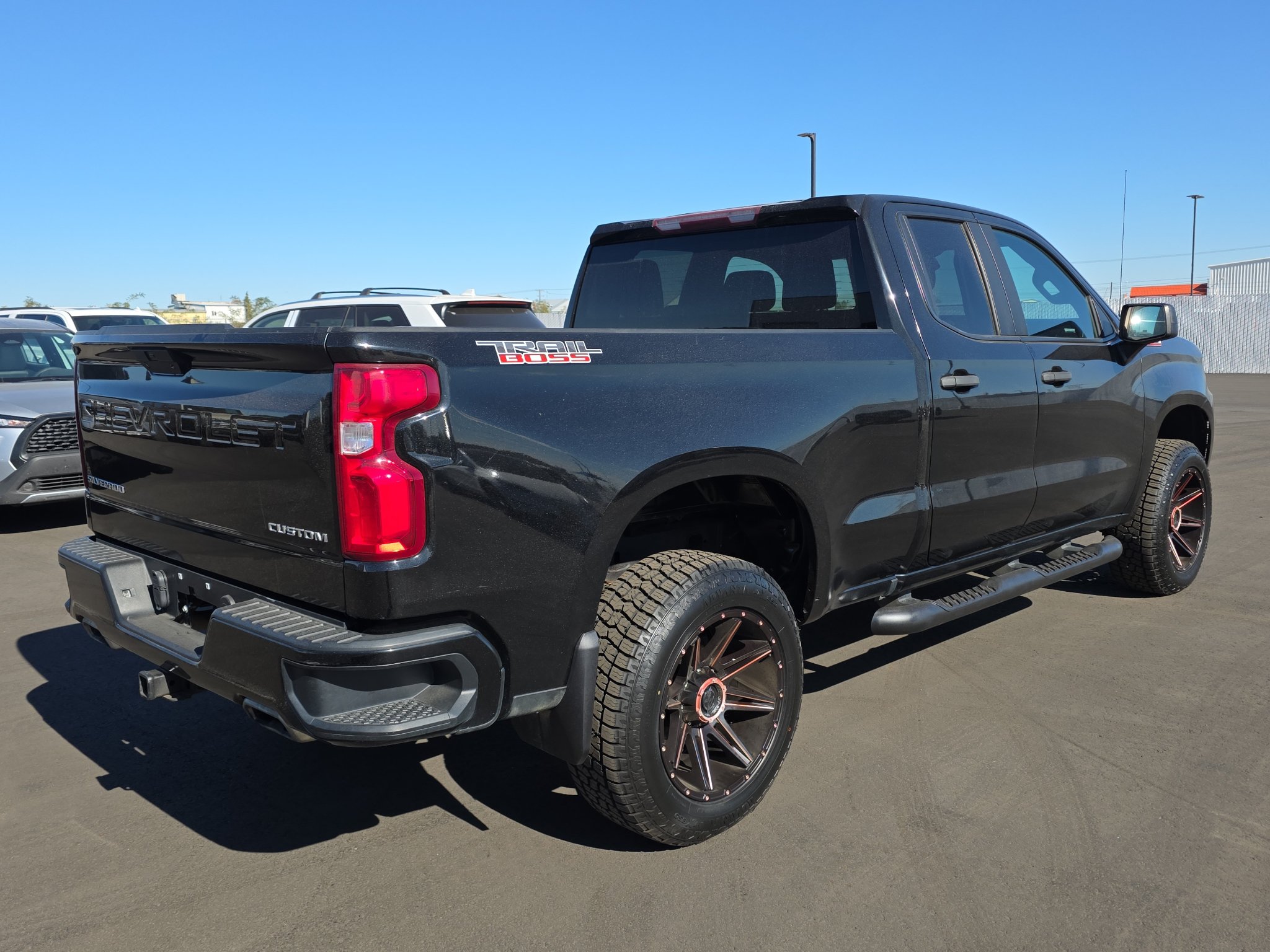 Used 2019 Chevrolet Silverado 1500 Custom Trail Boss w/ Custom Convenience Package AWD/4WD image 8