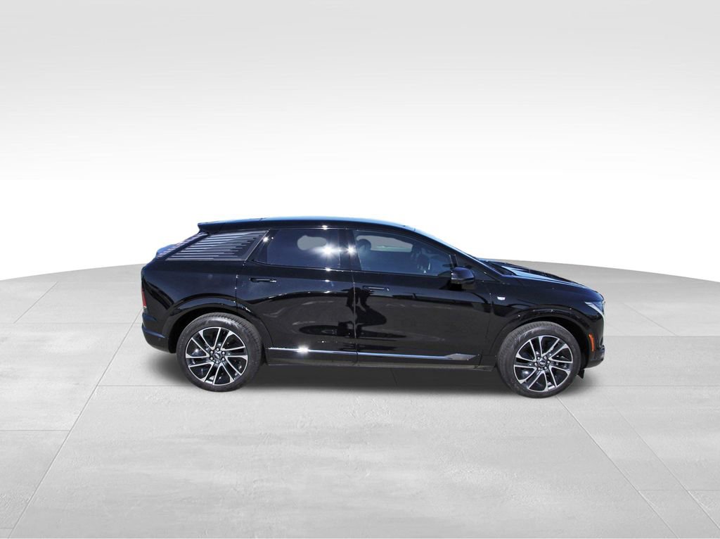 New 2026 Cadillac Optiq Sport 2 image 5