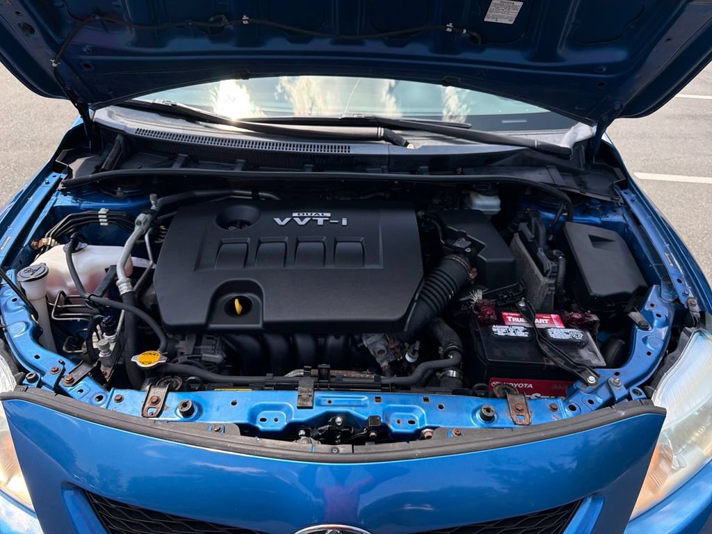 Used 2010 Toyota Corolla LE FWD image 21
