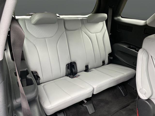 Used 2023 Hyundai Palisade SEL w/ Cargo Package image 32