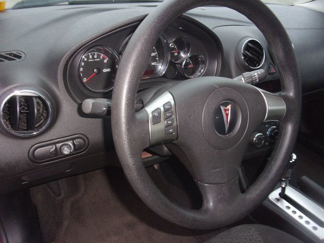Used 2010 Pontiac G6 Sedan image 10