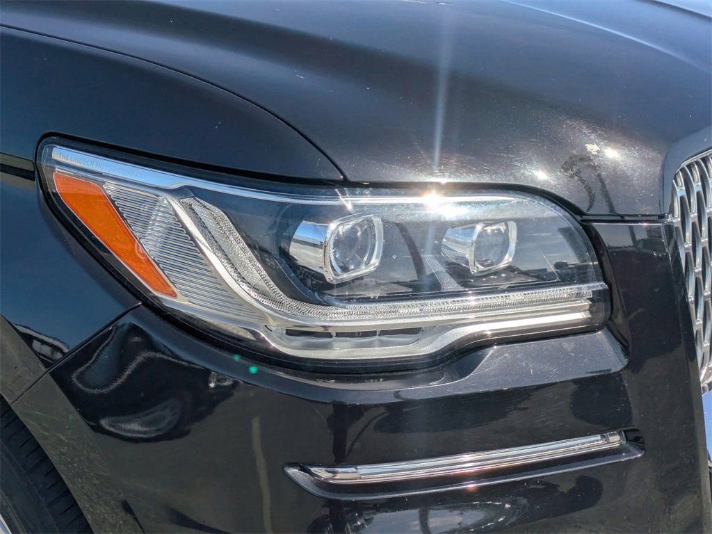 Used 2022 Lincoln Navigator Reserve image 9