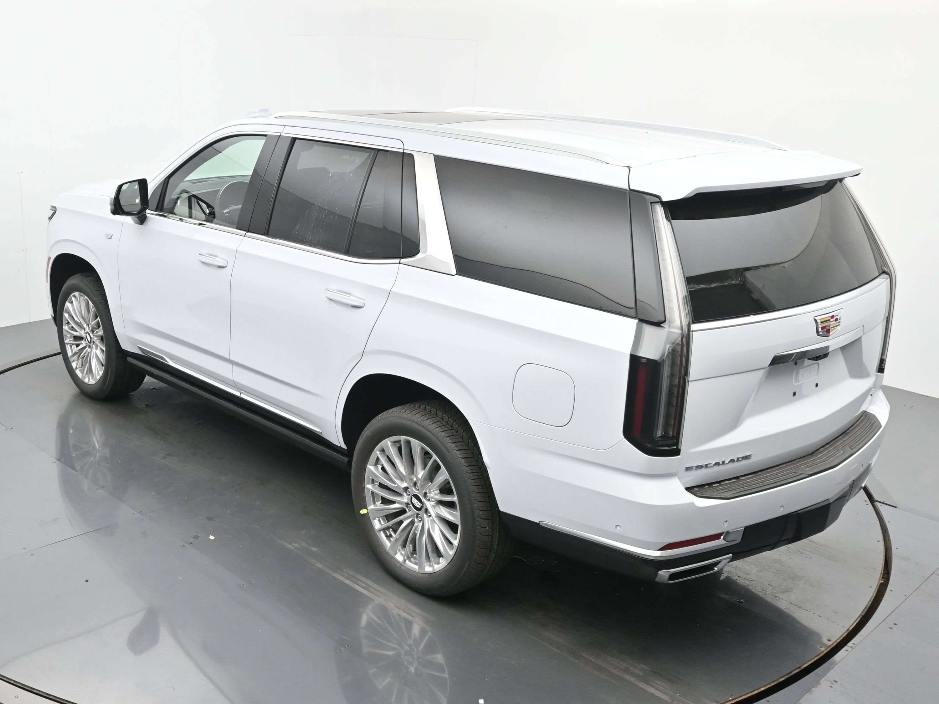 New 2026 Cadillac Escalade Luxury w/ Touring Package AWD/4WD image 25