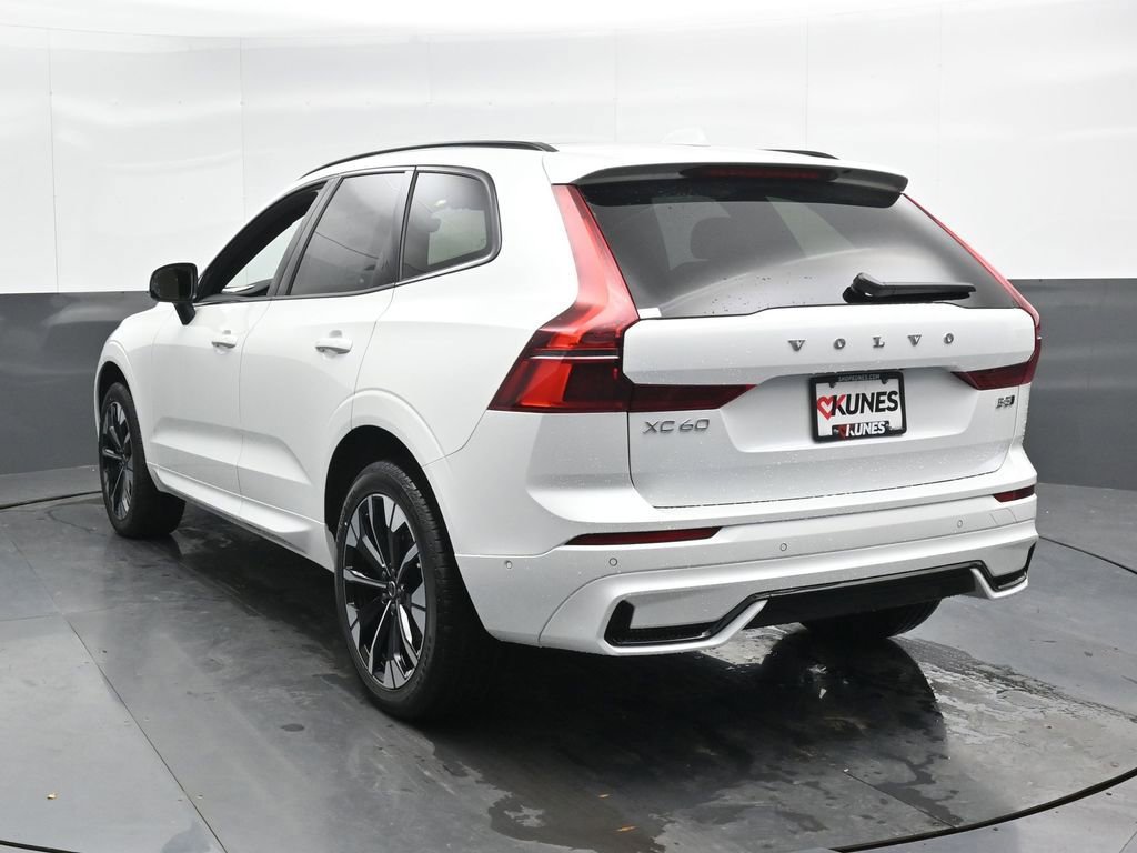 New 2026 Volvo XC60 B5 Plus w/ Climate Package image 8