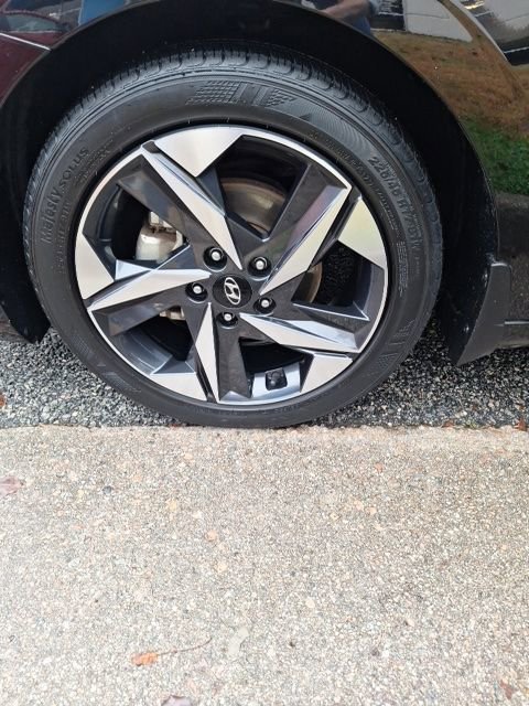 Used 2023 Hyundai Elantra SEL w/ Convenience Package image 22