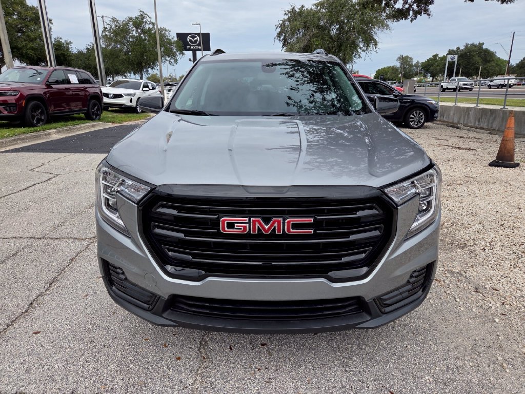 Used 2023 GMC Terrain SLE w/ Elevation Edition FWD image 19