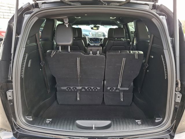 Used 2025 Chrysler Pacifica Select image 28
