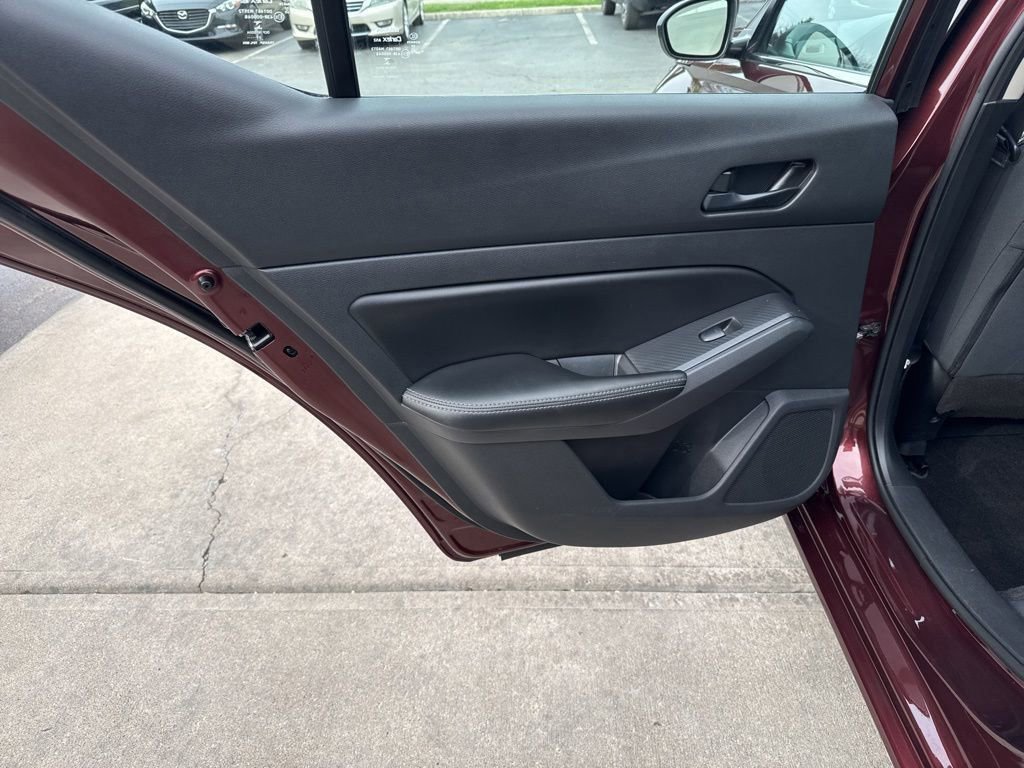 Used 2024 Nissan Altima 2.5 SV image 25