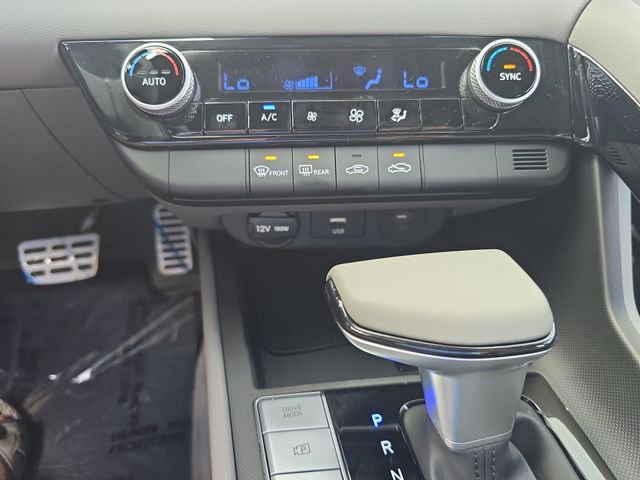 New 2025 Hyundai Elantra SEL image 19
