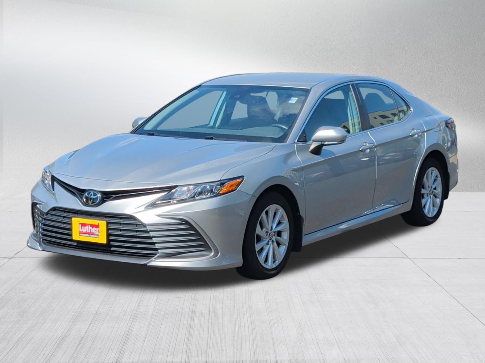 Used 2022 Toyota Camry LE w/ Cold Weather Package AWD/4WD image 3