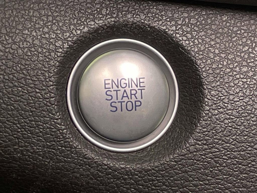 Used 2019 Hyundai Santa Fe AWD image 44