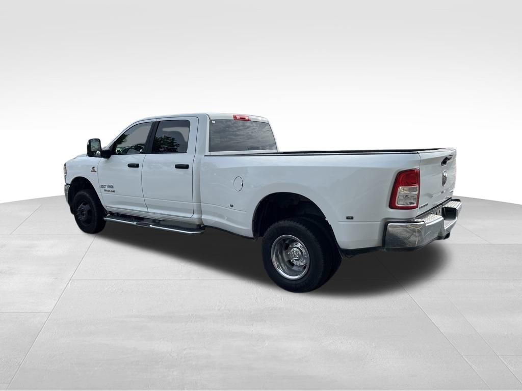 Used 2024 RAM 3500 Big Horn image 4