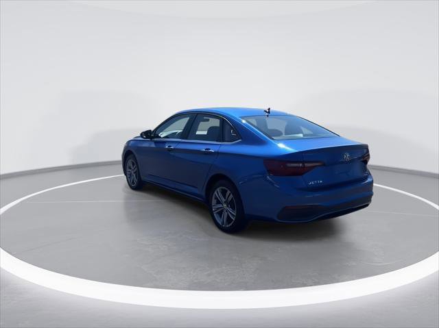 Certified 2024 Volkswagen Jetta SE w/ Panoramic Sunroof Package image 6