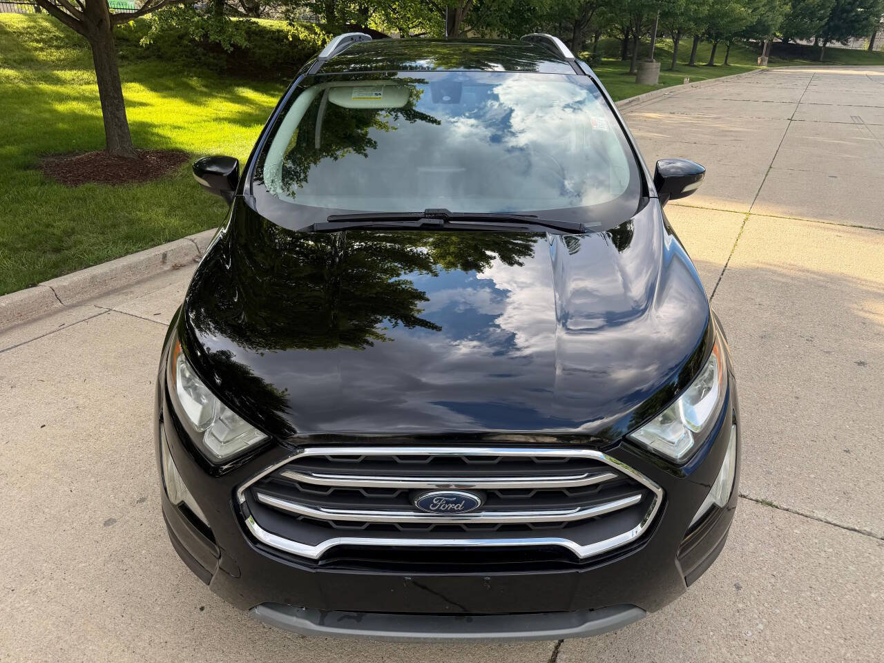 Used 2019 Ford EcoSport Titanium AWD/4WD image 2