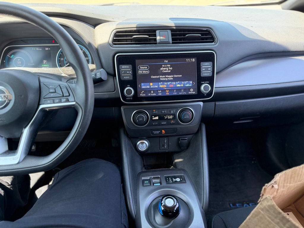 Used 2022 Nissan Leaf S FWD image 9