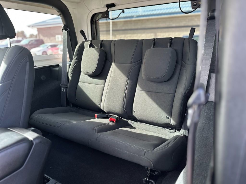 Used 2020 Jeep Wrangler Sport S image 27