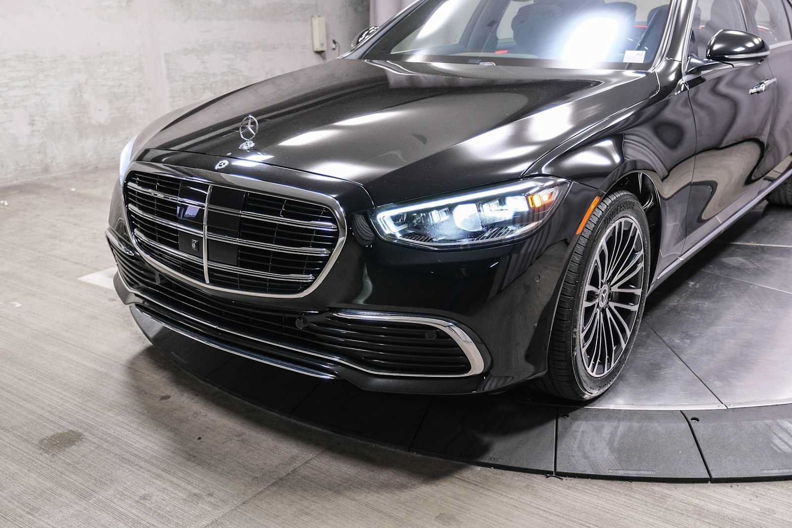Certified 2023 Mercedes-Benz S 580e 4MATIC Sedan image 11