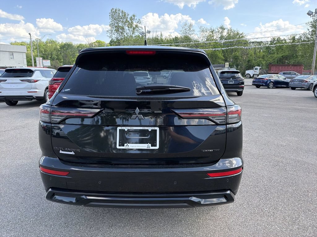 New 2026 Mitsubishi Outlander LE AWD/4WD image 5