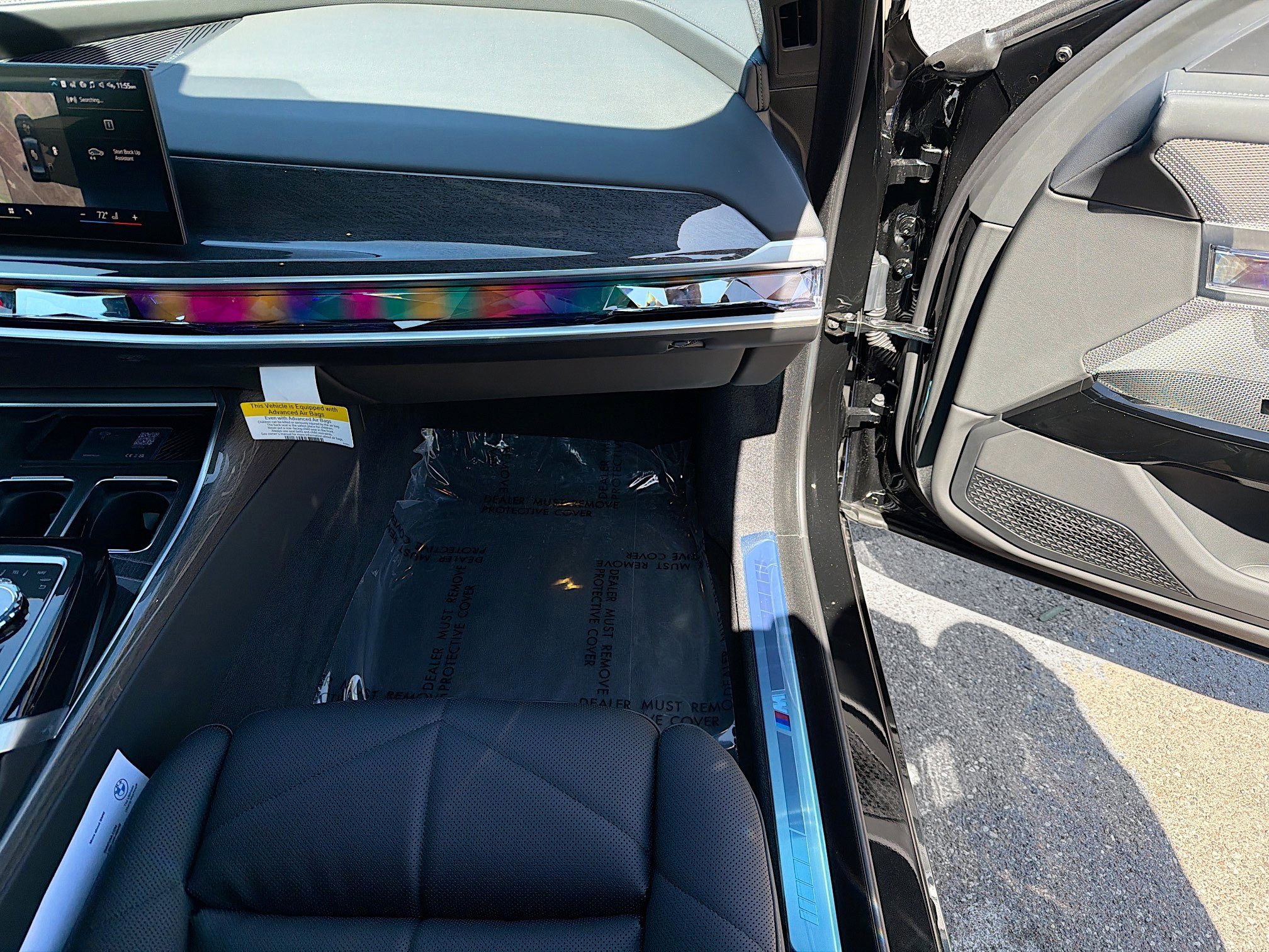 New 2026 BMW 740i xDrive w/ Premium Package image 18