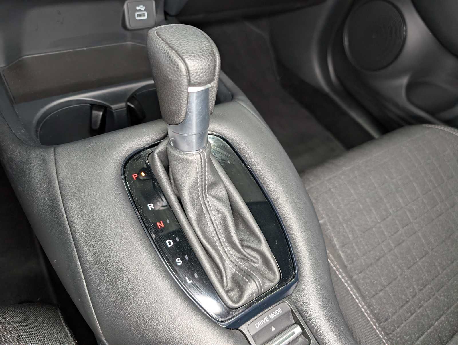 Certified 2024 Honda HR-V LX image 26