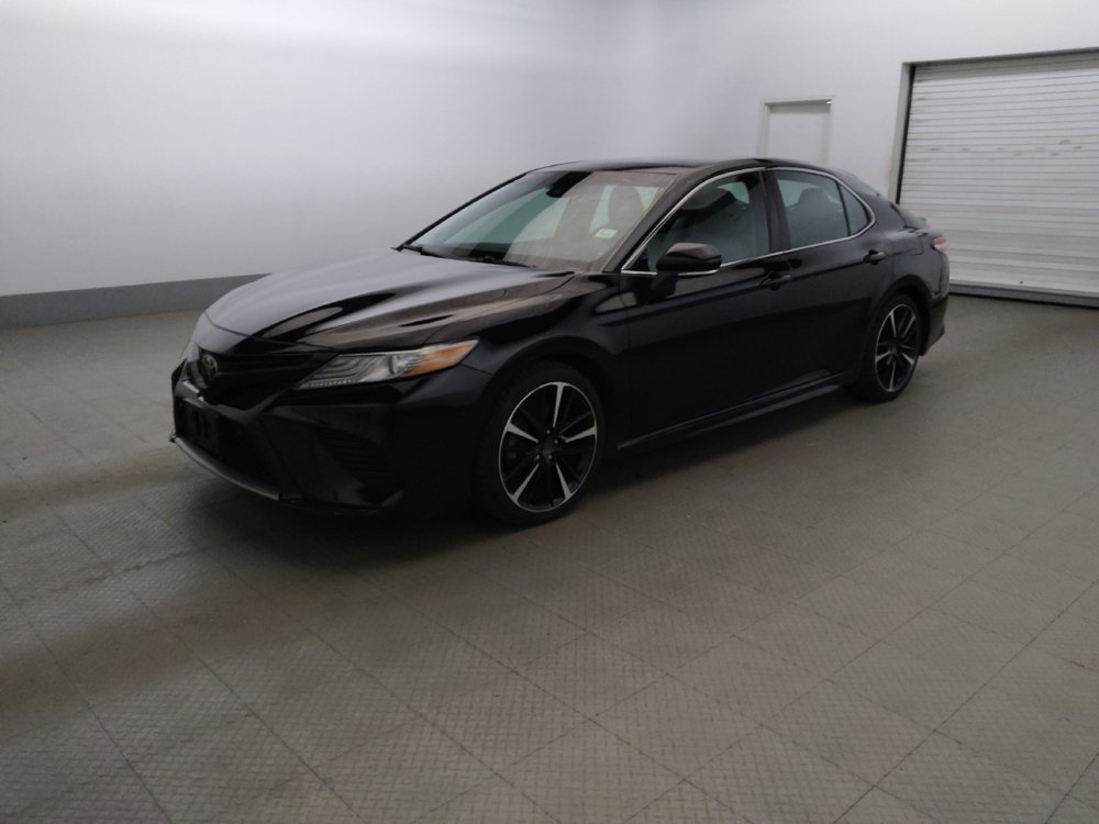 Used 2018 Toyota Camry XSE w/ Audio Package FWD image 2