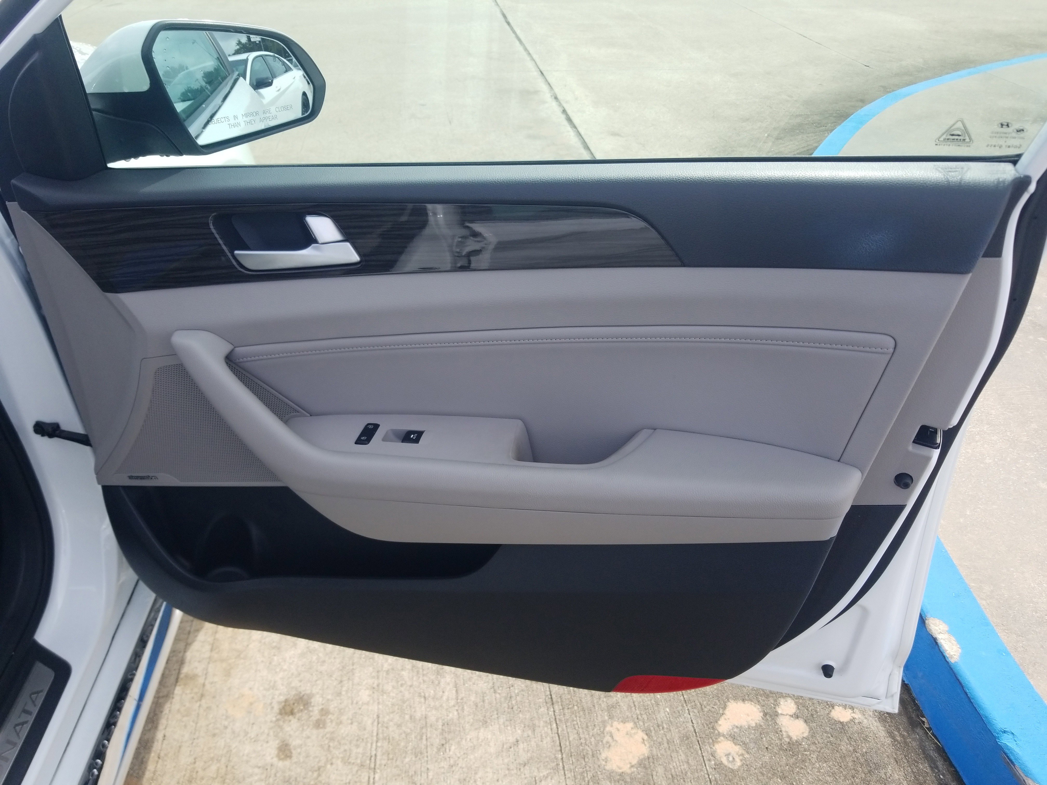 Used 2015 Hyundai Sonata Limited FWD image 16