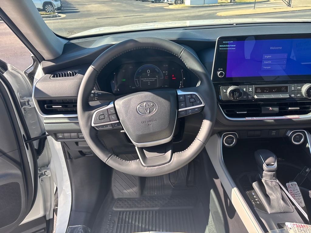 New 2026 Toyota Grand Highlander XLE image 14
