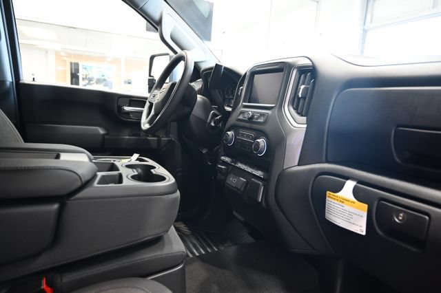 New 2026 Chevrolet Silverado 2500 Custom w/ Custom Value Package AWD/4WD image 14