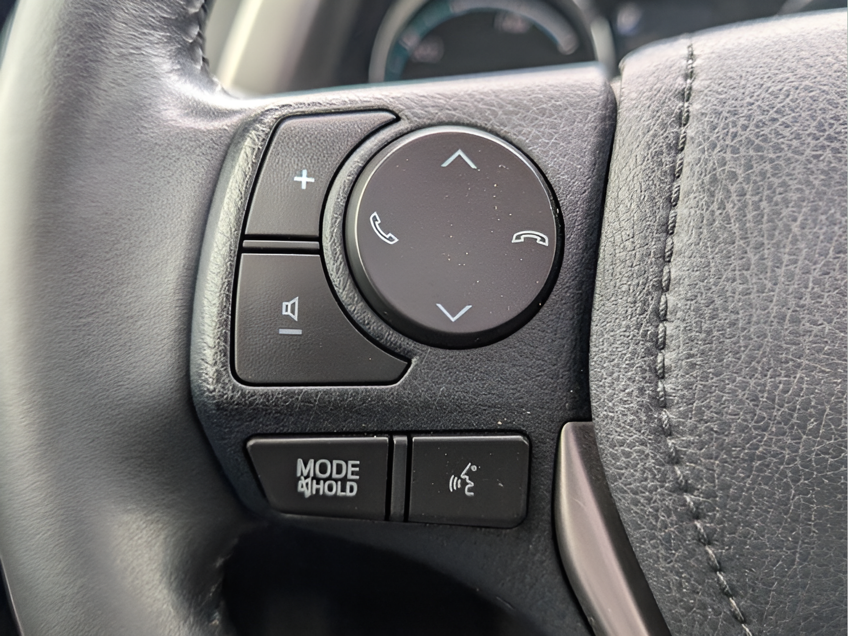 Used 2017 Toyota RAV4 Limited AWD/4WD image 23