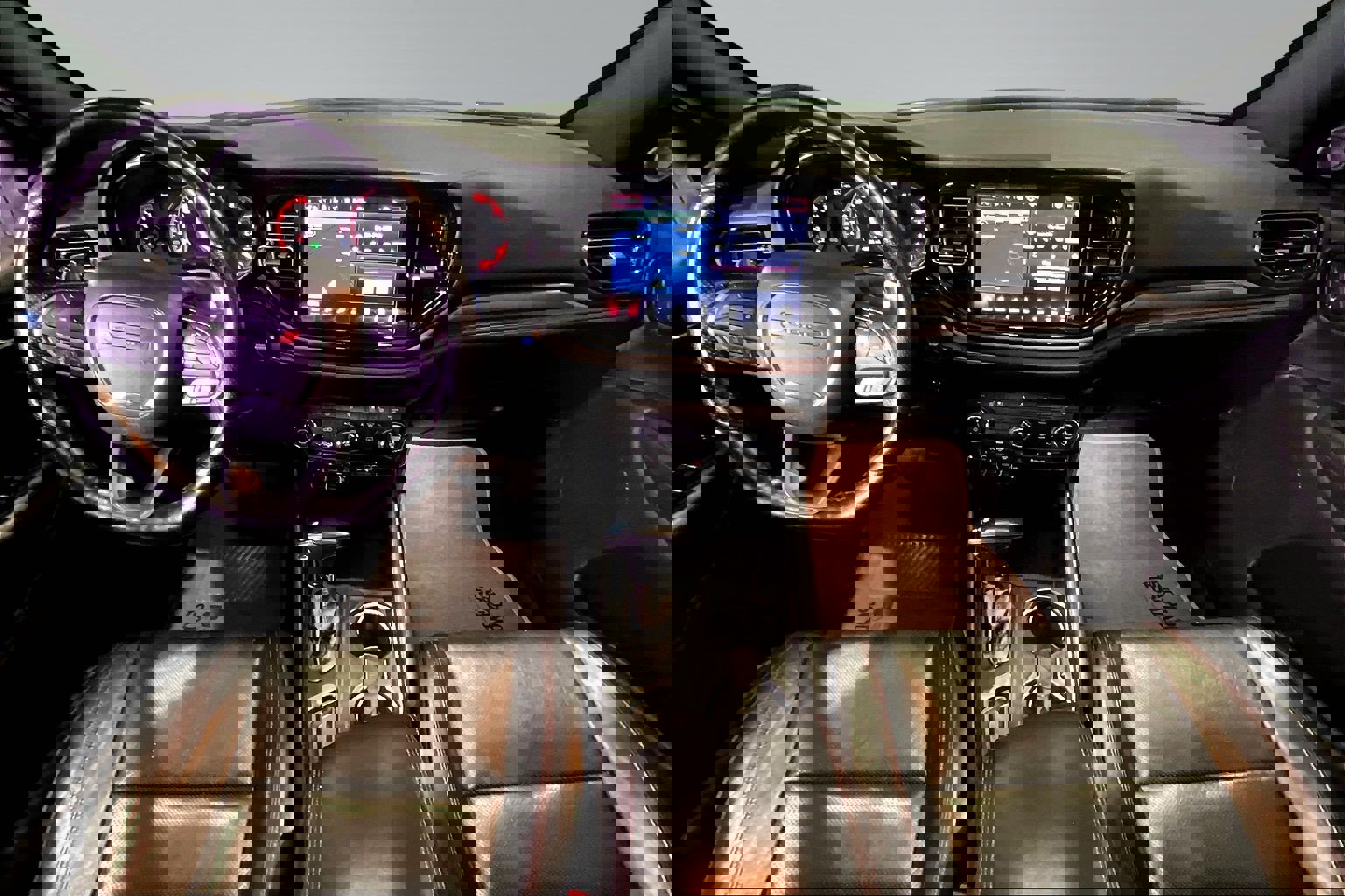 Used 2024 Dodge Durango GT image 7