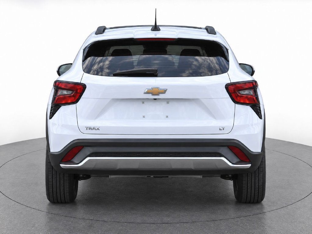 Used 2024 Chevrolet Trax LT FWD image 5