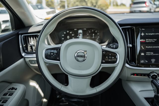 Used 2020 Volvo S60 T6 Momentum AWD/4WD image 27