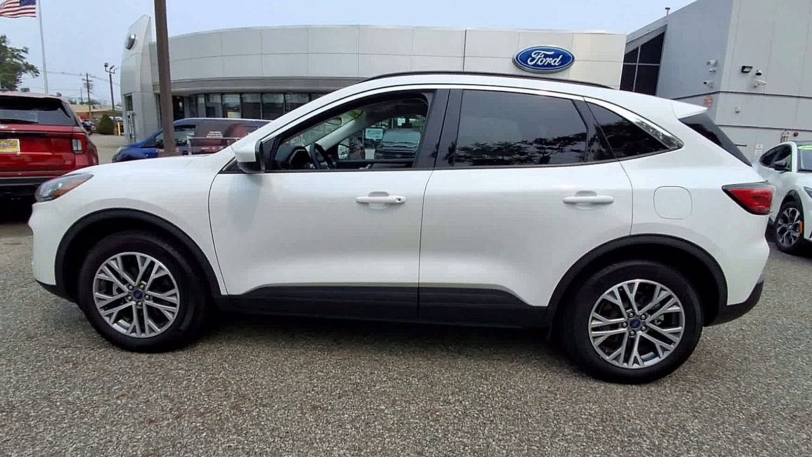 Certified 2022 Ford Escape SEL w/ Technology Package image 5