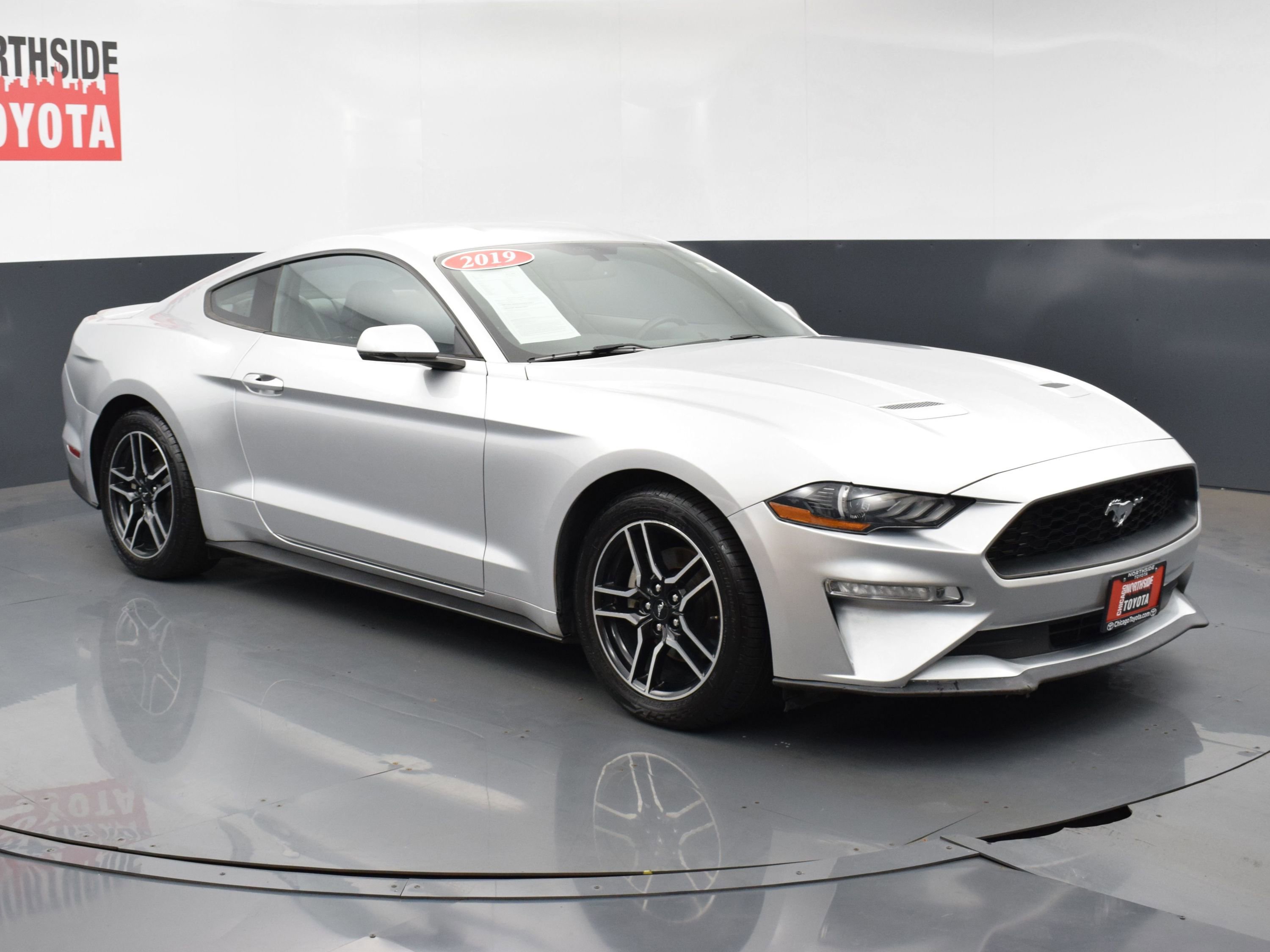 Used 2019 Ford Mustang Premium image 6