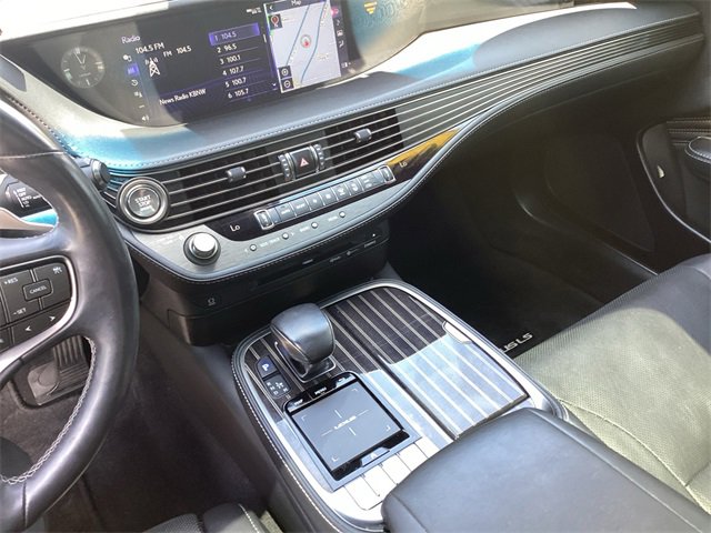 Used 2019 Lexus LS 500 AWD w/ Accessory Package (Z2) image 22