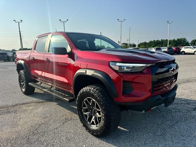 Used 2024 Chevrolet Colorado ZR2 w/ ZR2 Convenience Package III AWD/4WD image 8
