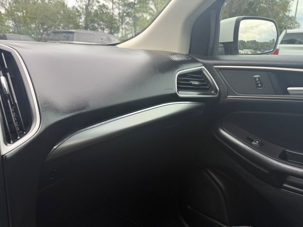 Used 2022 Ford Edge SEL w/ Convenience Package AWD/4WD image 25
