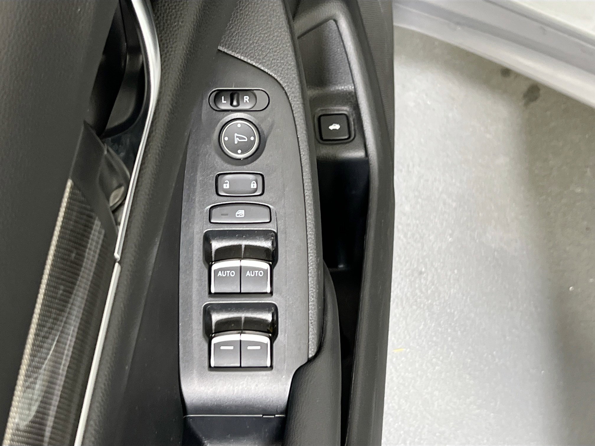 Used 2022 Honda Accord Sport Special Edition image 17