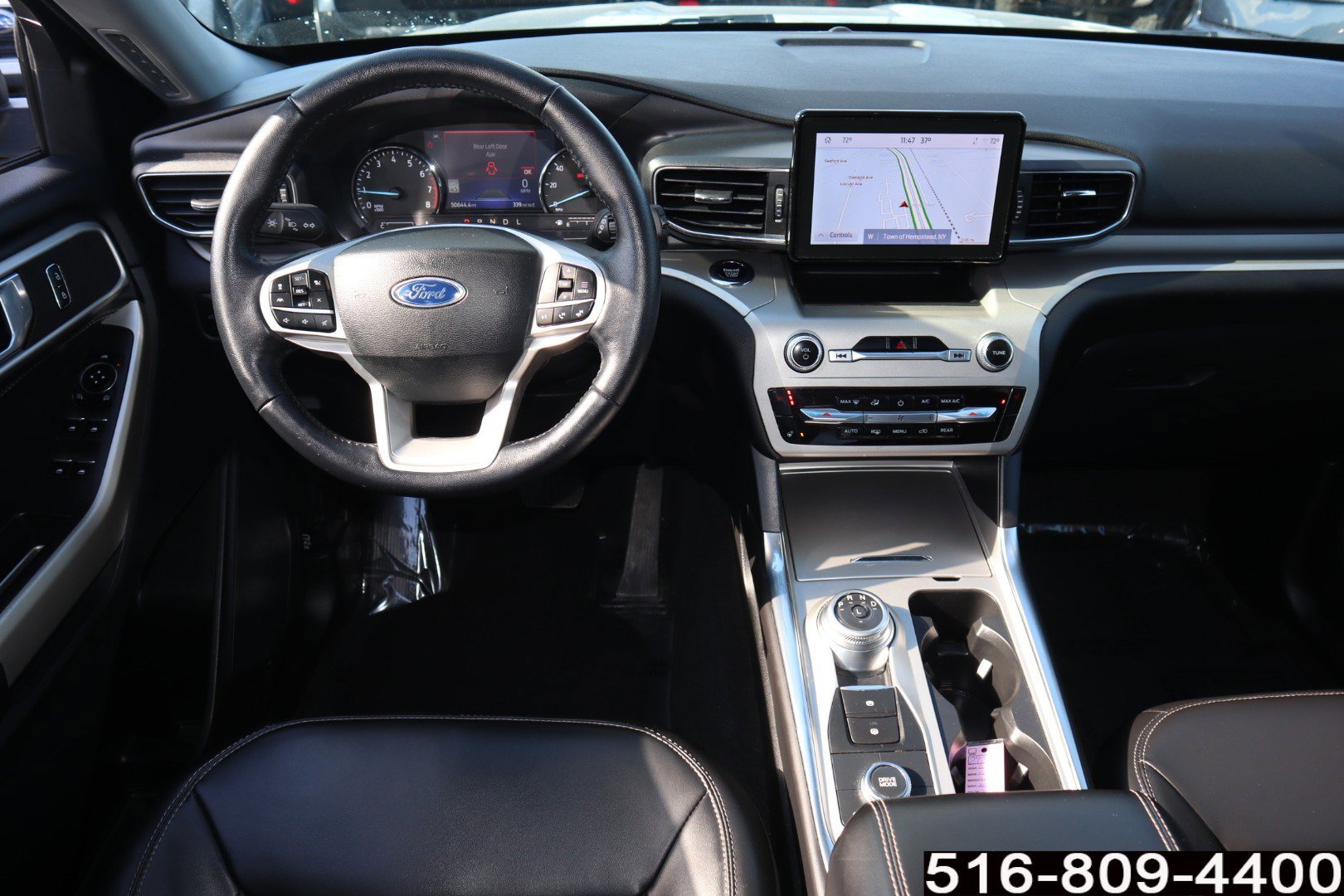 Used 2022 Ford Explorer XLT w/ Equipment Group 202A image 12