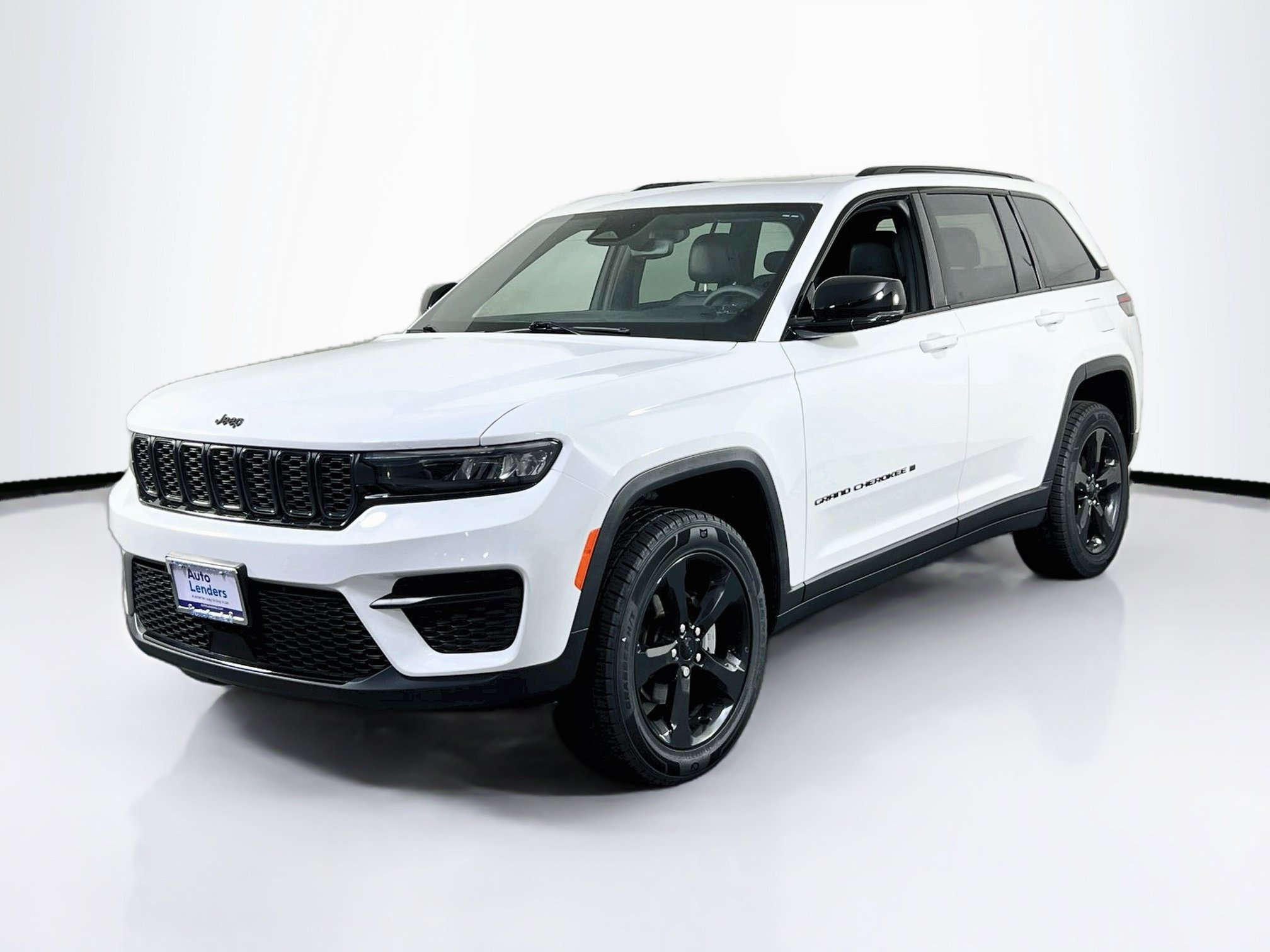 Used 2023 Jeep Grand Cherokee Altitude