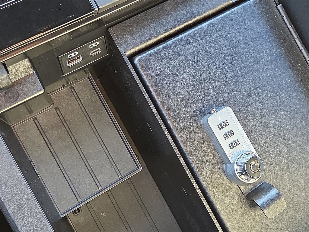 New 2026 Toyota Tundra SR image 23