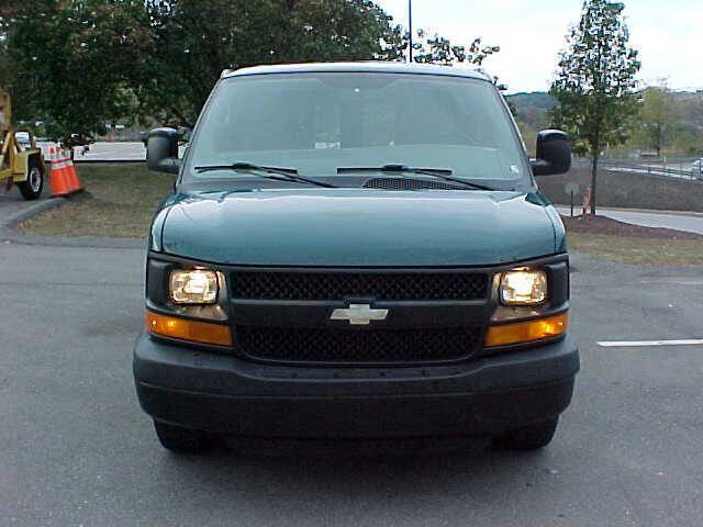 Used 2011 Chevrolet Express 3500 image 15
