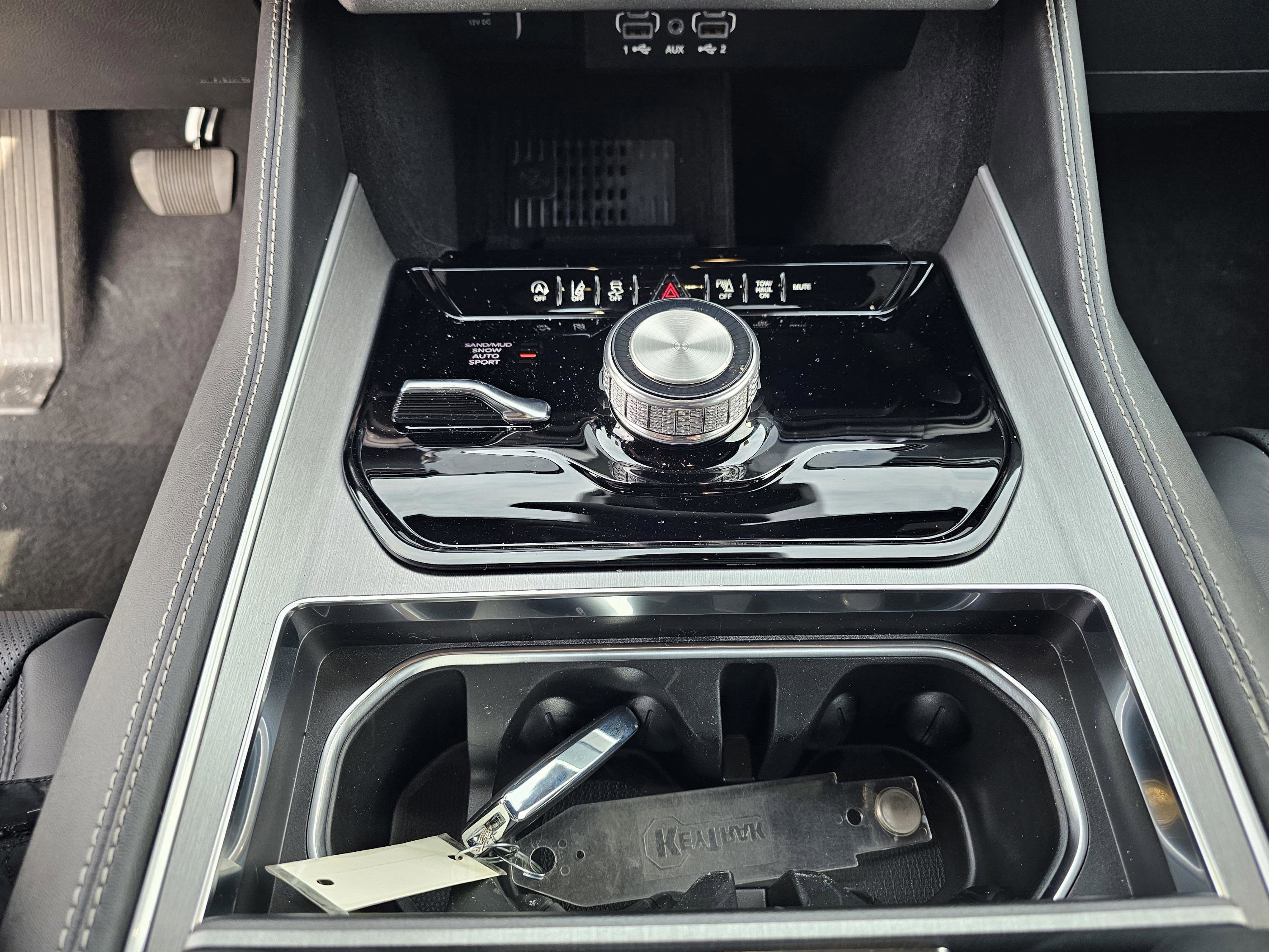 New 2026 Jeep Grand Wagoneer Limited w/ Premium Group II image 26