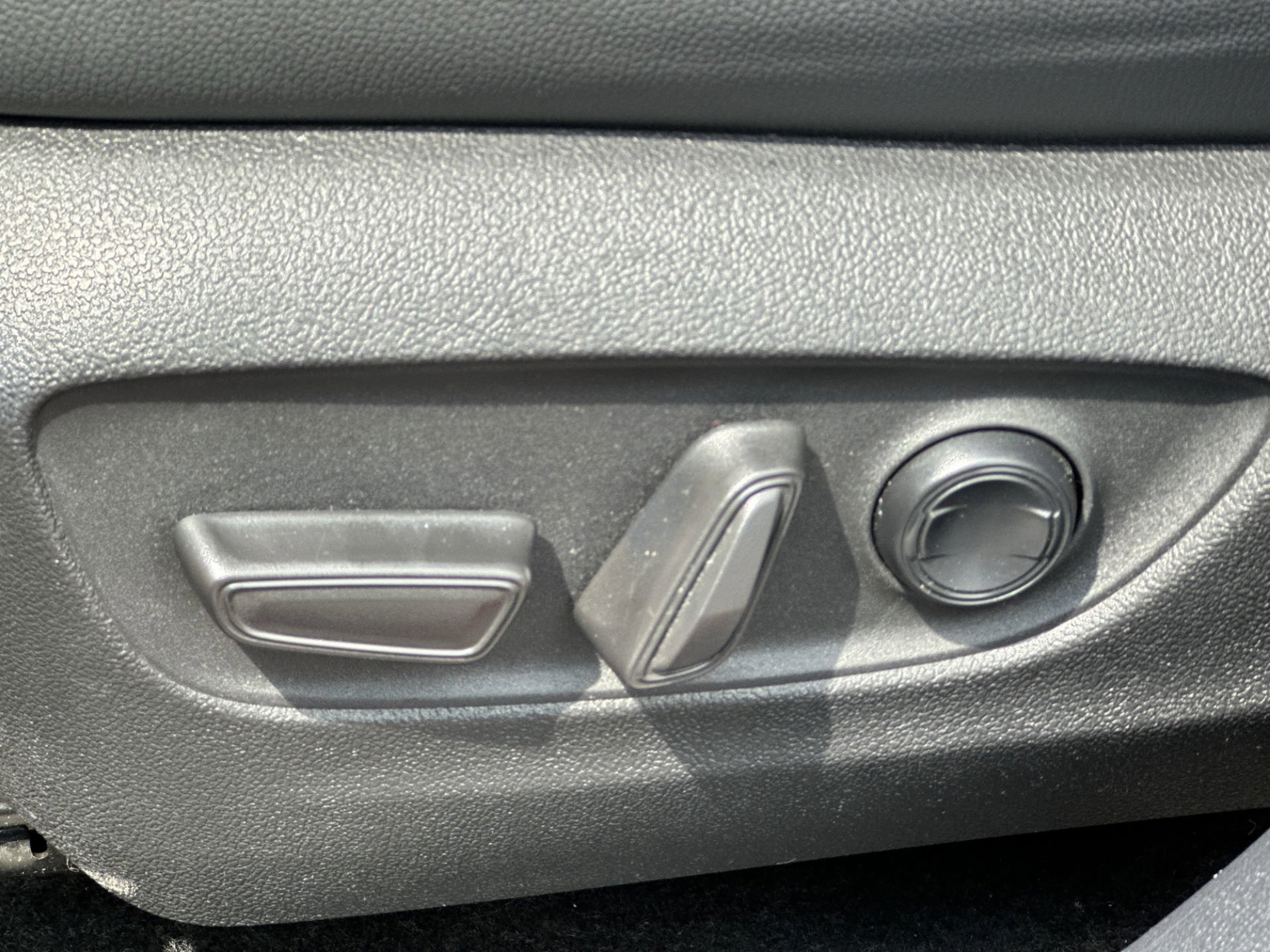 Used 2024 Toyota Grand Highlander XLE FWD image 14
