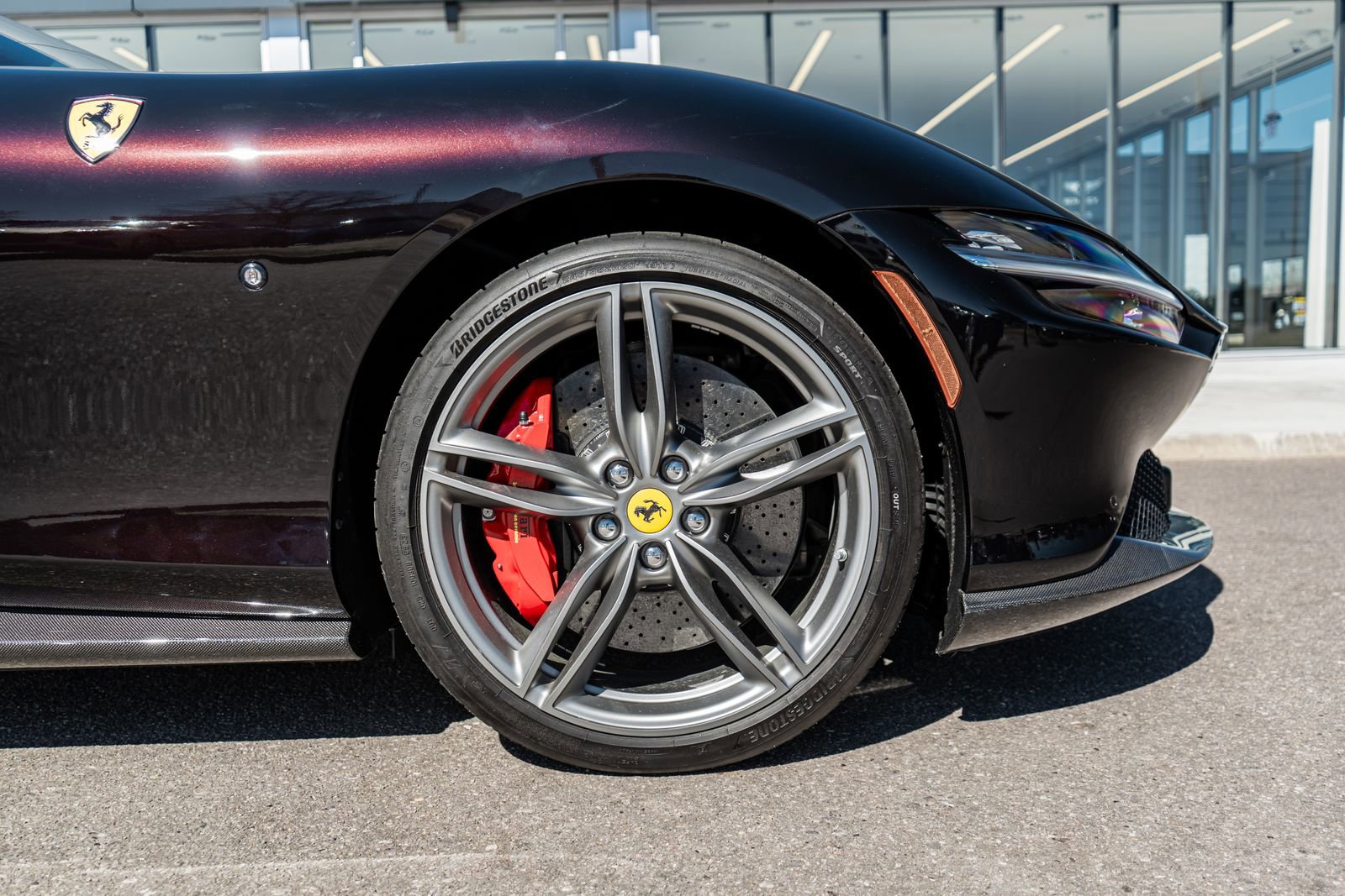 Used 2024 Ferrari Roma Spider image 16